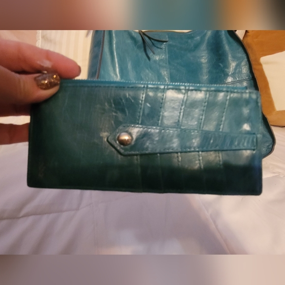 Hobo Leather Bag "Marley" and Matching "Linn" Wallet Bottle Green Color - Picture 6 of 7